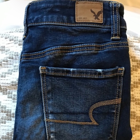 American Eagle Hi-Rise Super Stretch Crop Jegging - Picture 3 of 4